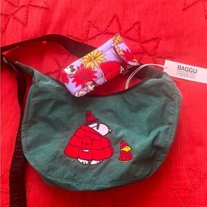 Baggu x Peanuts Crescent & Glasses Sleeve